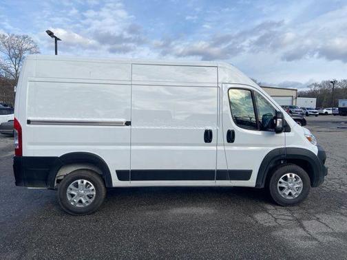 2025 RAM ProMaster 1500 Base