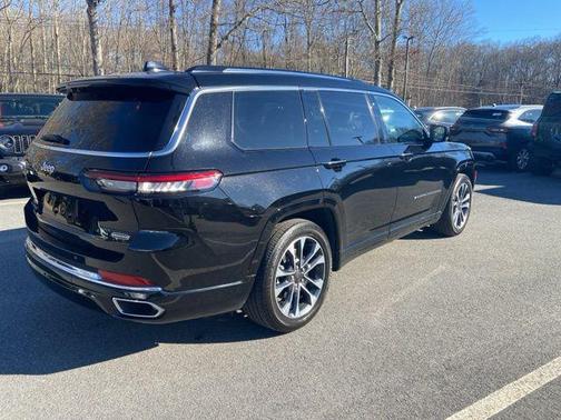 2022 Jeep Grand Cherokee L Overland