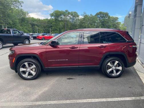 2022 Jeep Grand Cherokee Limited X