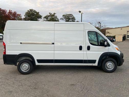 2025 RAM ProMaster 2500 Tradesman