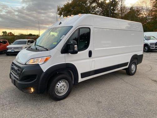 2025 RAM ProMaster 2500 Tradesman