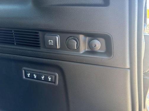 High Gloss Black 2026 Jeep Grand Wagoneer L Limited Altitude 4x4