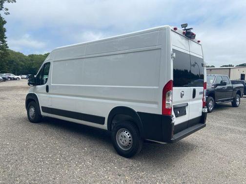 2025 RAM ProMaster 2500 Tradesman