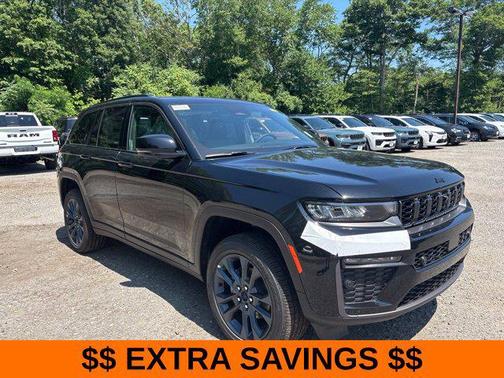 Diamond Black Crystal Pearlcoat 2026 Jeep Grand Cherokee 85th Anniversay Edition 4x4