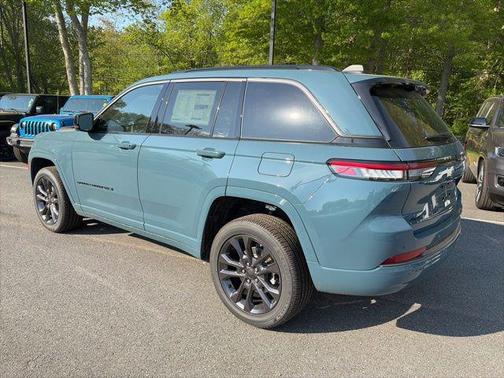 Steel Blue 2026 Jeep Grand Cherokee Limited