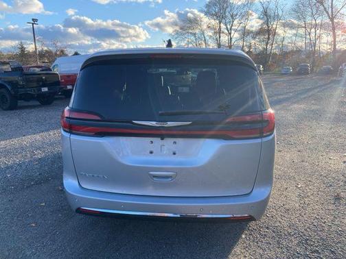 2026 Chrysler Pacifica L