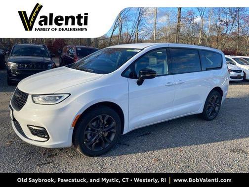 2026 Chrysler Pacifica L