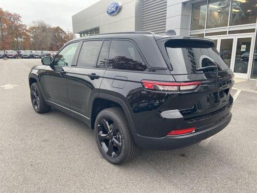2025 Jeep Grand Cherokee Altitude