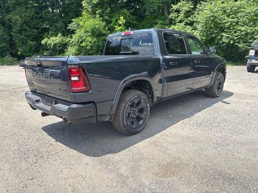 Molten Red Pearlcoat 2026 RAM 1500 Big Horn/Lone Star
