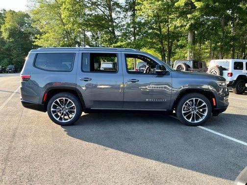 2023 Jeep Wagoneer Series III 4x4