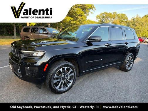 Diamond Black Crystal Pearlcoat 2022 Jeep Grand Cherokee L Overland
