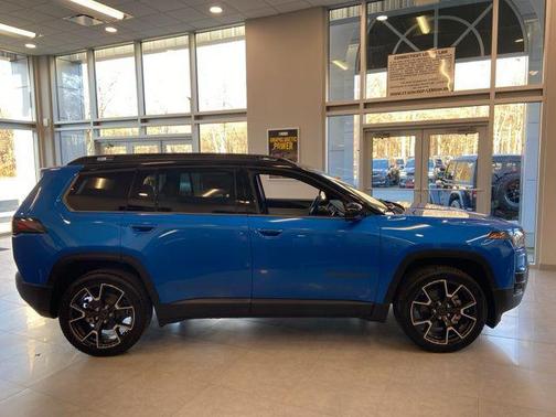 2026 Jeep Cherokee Overland