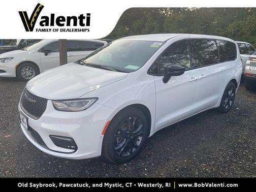 2026 Chrysler Pacifica L