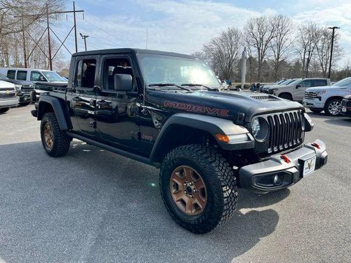 Black Clearcoat 2021 Jeep Gladiator Mojave 4x4