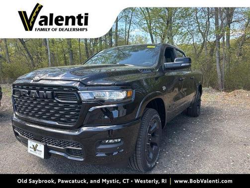 Diamond Black Crystal Pearlcoat 2026 RAM 1500 Big Horn/Lone Star
