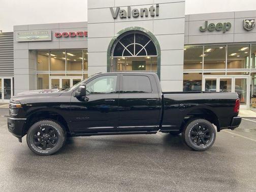 2025 RAM 2500 Laramie Crew Cab 4x4 6'4' Box