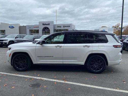 2023 Jeep Grand Cherokee L Summit Reserve