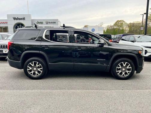 Ebony Twilight Metallic 2022 GMC Acadia AWD SLE