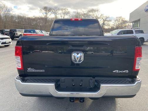 2022 RAM 2500 Big Horn Crew Cab 4x4 6'4' Box