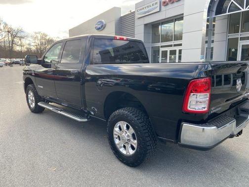 2022 RAM 2500 Big Horn Crew Cab 4x4 6'4' Box