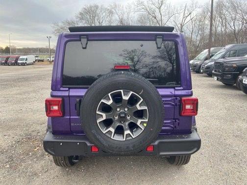 2026 Jeep Wrangler 4-Door Sahara 4x4