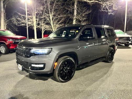 2023 Jeep Wagoneer Series II Carbide 4x4