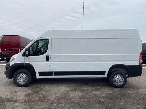 2025 RAM ProMaster 2500 Tradesman