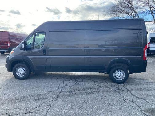 2025 RAM ProMaster 2500 Tradesman