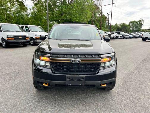 Shadow Black 2024 Ford Maverick XLT