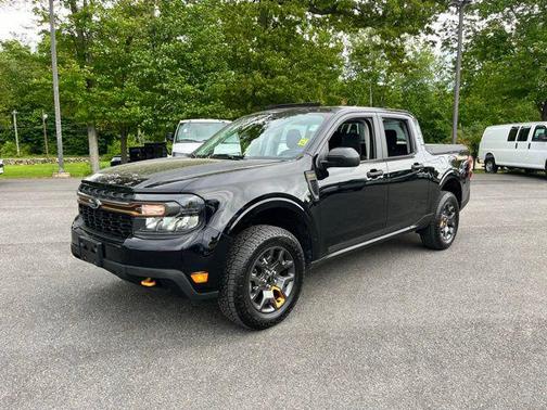 Shadow Black 2024 Ford Maverick XLT