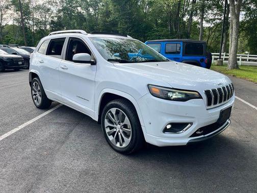 2019 Jeep Cherokee Overland