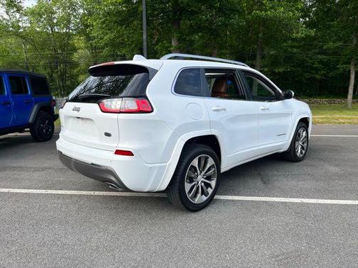 2019 Jeep Cherokee Overland