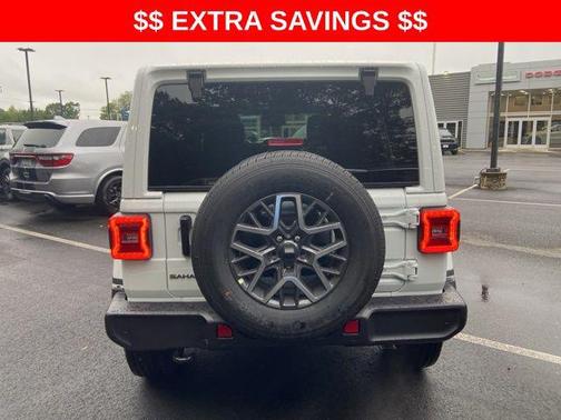 2025 Jeep Wrangler 4-Door Sahara 4x4