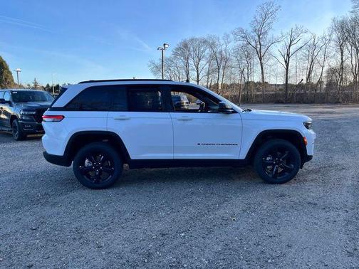 2025 Jeep Grand Cherokee Limited X