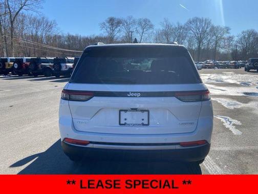 Bright White Clearcoat 2026 Jeep Grand Cherokee Limited