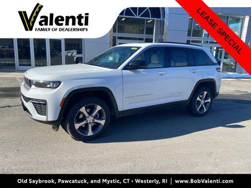 Bright White Clearcoat 2026 Jeep Grand Cherokee Limited