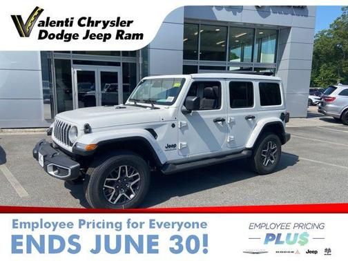 2025 Jeep Wrangler 4-Door Sahara 4x4