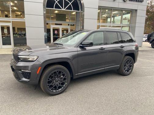 2025 Jeep Grand Cherokee Summit