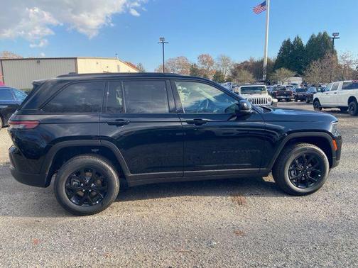 2025 Jeep Grand Cherokee Altitude