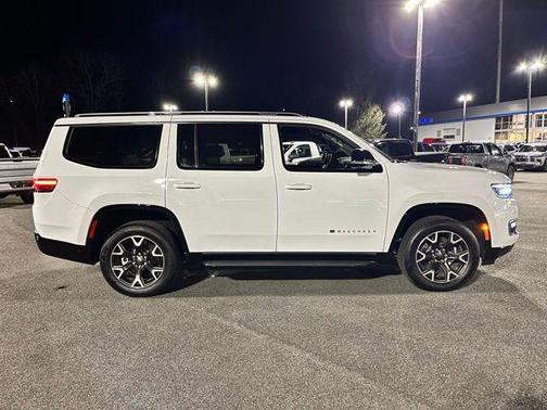 2023 Jeep Wagoneer Series III 4x4