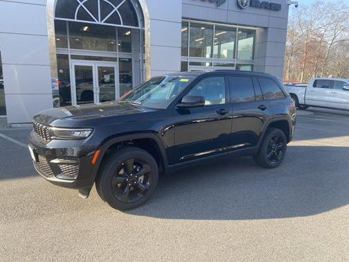 2025 Jeep Grand Cherokee Altitude