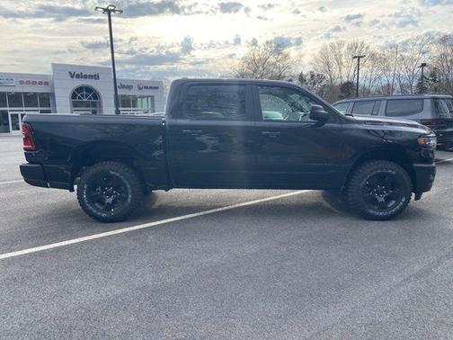 2025 RAM 1500 Warlock Crew Cab 4x4 5'7' Box