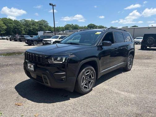 Diamond Black Crystal Pearlcoat 2026 Jeep Cherokee Limited