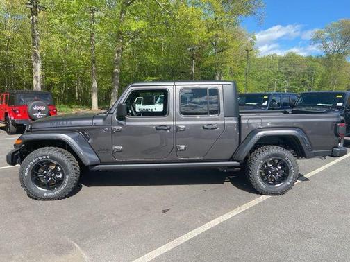 2025 Jeep Gladiator Willys