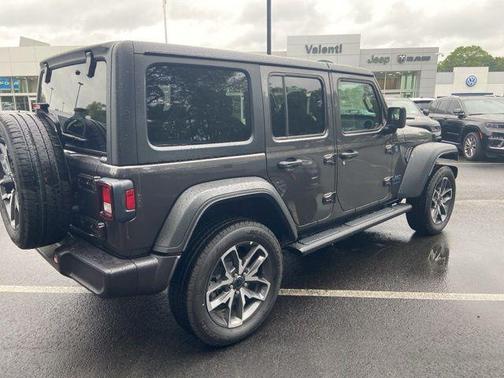 2025 Jeep Wrangler 4xe Sport S