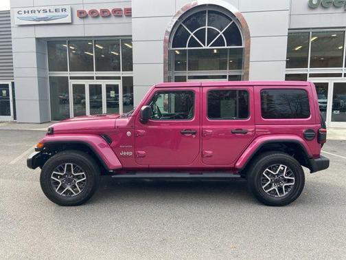 2024 Jeep Wrangler 4-Door Sahara 4x4