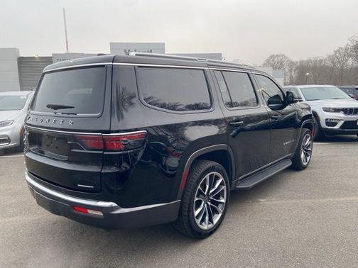 2022 Jeep Wagoneer Series II 4x4