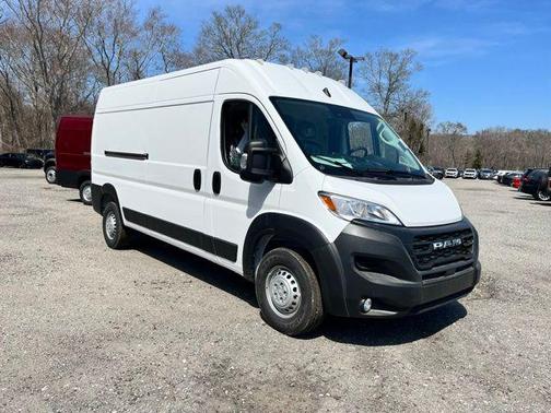 Bright White Clearcoat 2026 RAM ProMaster 2500 Tradesman