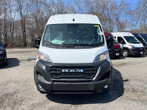 Bright White Clearcoat 2026 RAM ProMaster 2500 Tradesman
