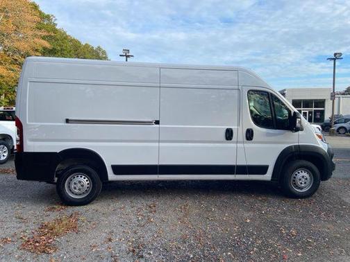 2025 RAM ProMaster 2500 Tradesman